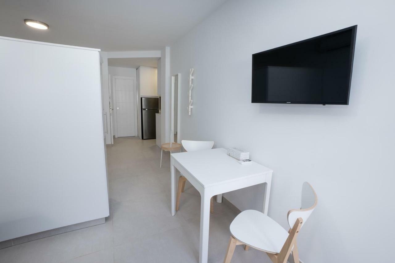 Apartamentos Mombasa 1 Planta Nerja Exterior foto