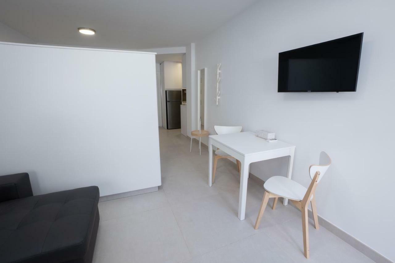 Apartamentos Mombasa 1 Planta Nerja Exterior foto
