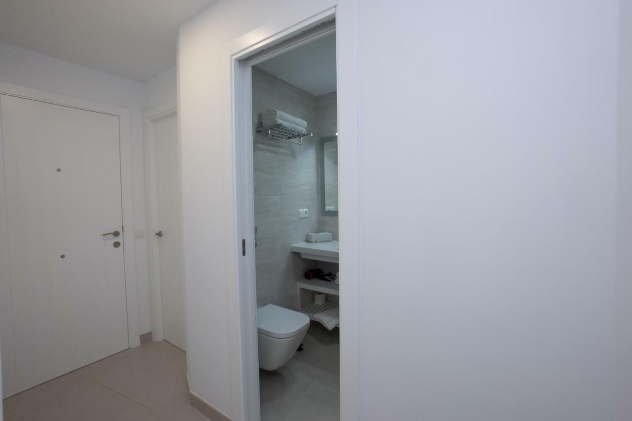 Apartamentos Mombasa 1 Planta Nerja Exterior foto